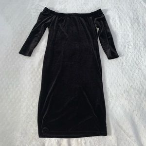 Off the shoulder velvet dress - never worn!